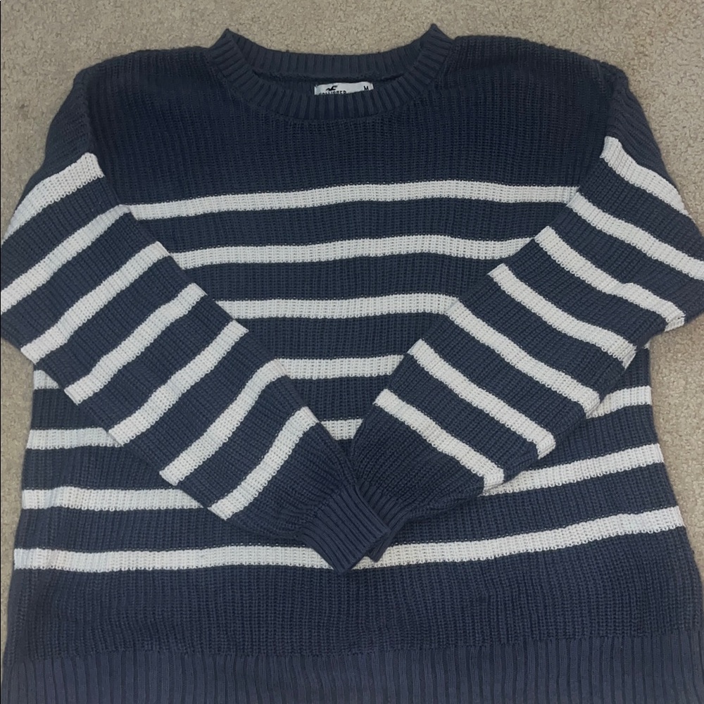 Hollister Gray Knit Sweater